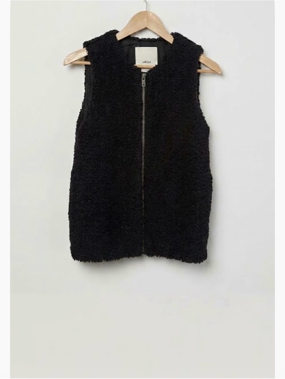 WILFRED Black Sherpa Vest